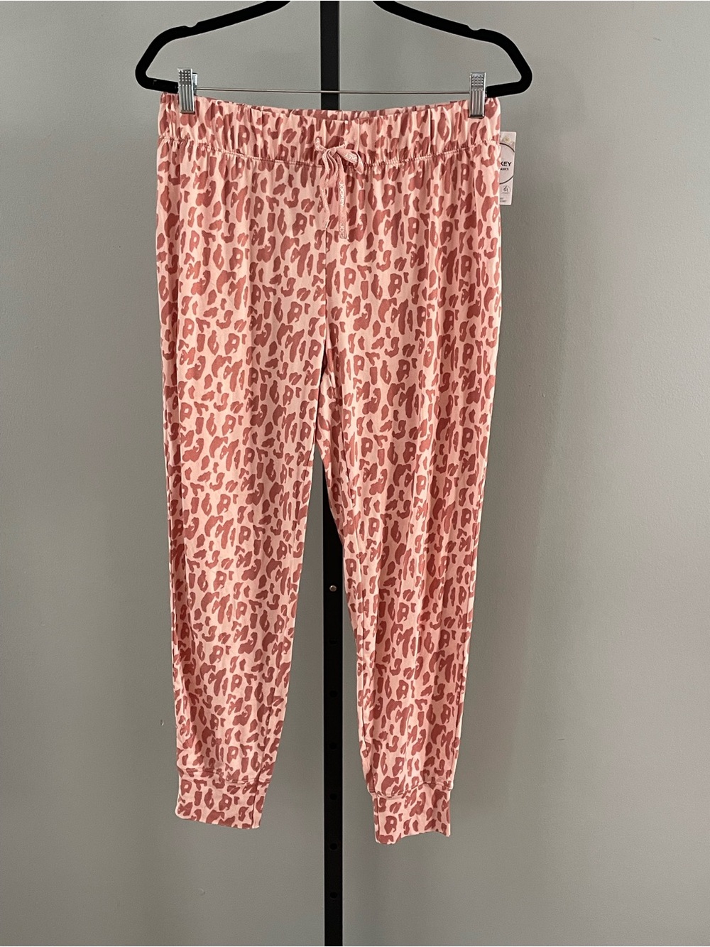 NWT Jockey Women's Soft Essentials Pajamas Pants Pink Leopard Size Medium